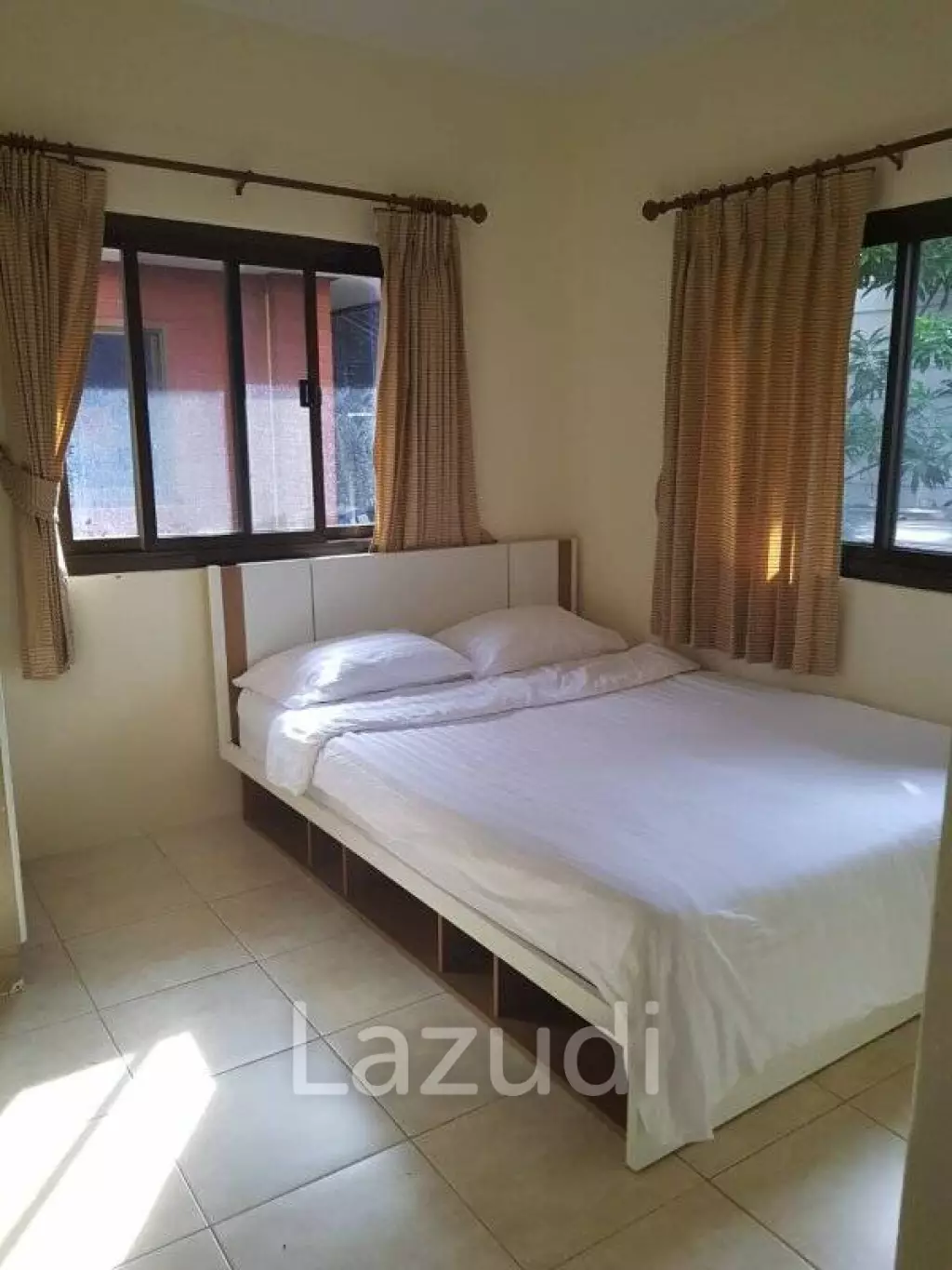 3 Bed House in town