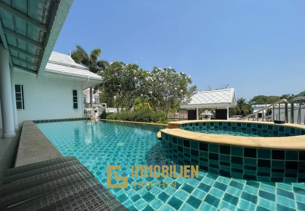 Casa Collina Hua Hin  3 Bedroom 3 Bathroom 191 SQ.M. House For Sale