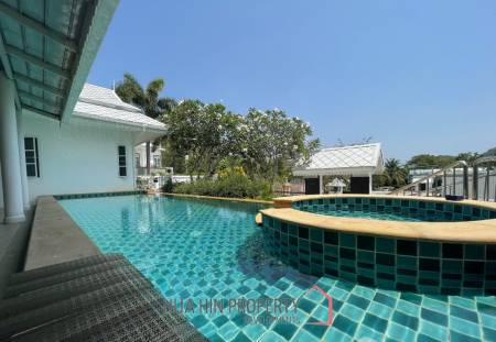 Casa Collina Hua Hin  3 Bedroom 3 Bathroom 191 SQ.M. House For Sale