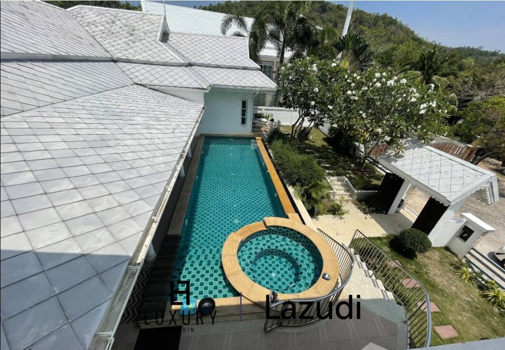 Casa Collina Hua Hin  3 Bedroom 3 Bathroom 191 SQ.M. House For Sale