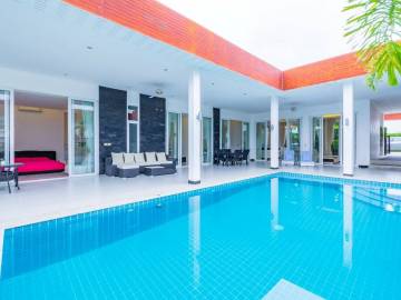 Lotus villa : Well maintained 3 bed pool villa