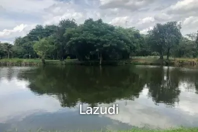 GREENFIELDS : Beautiful Lakefront 1 Rai Plot of Land on fishing lake, ideal for 1 or 2 Homes