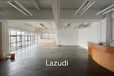 Office For Rent at Soi Thonglor