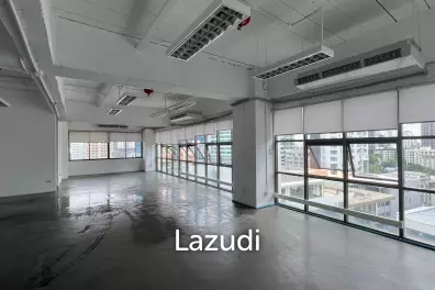 Office For Rent at Soi Thonglor