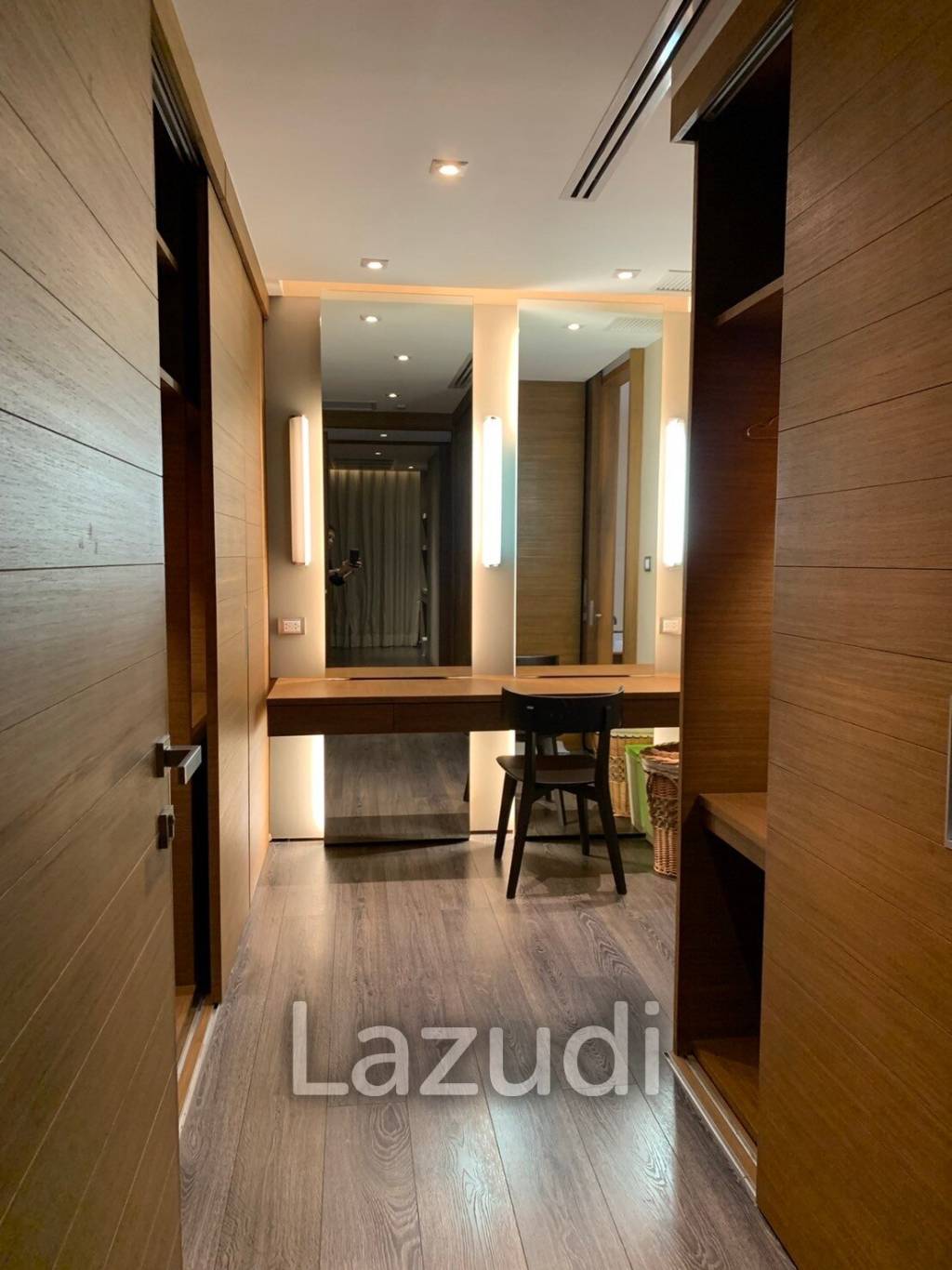 268  Sqm 3 Bed 3 Bath Condo For Rent