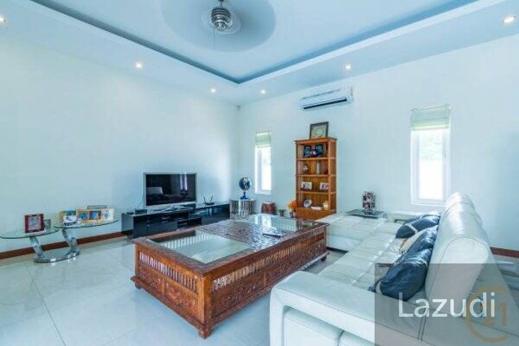 PALM POOL VILLAS : Luxury 4 Bedroom Villa on completed Development