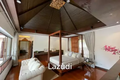 5 bedrooms Villa for rent