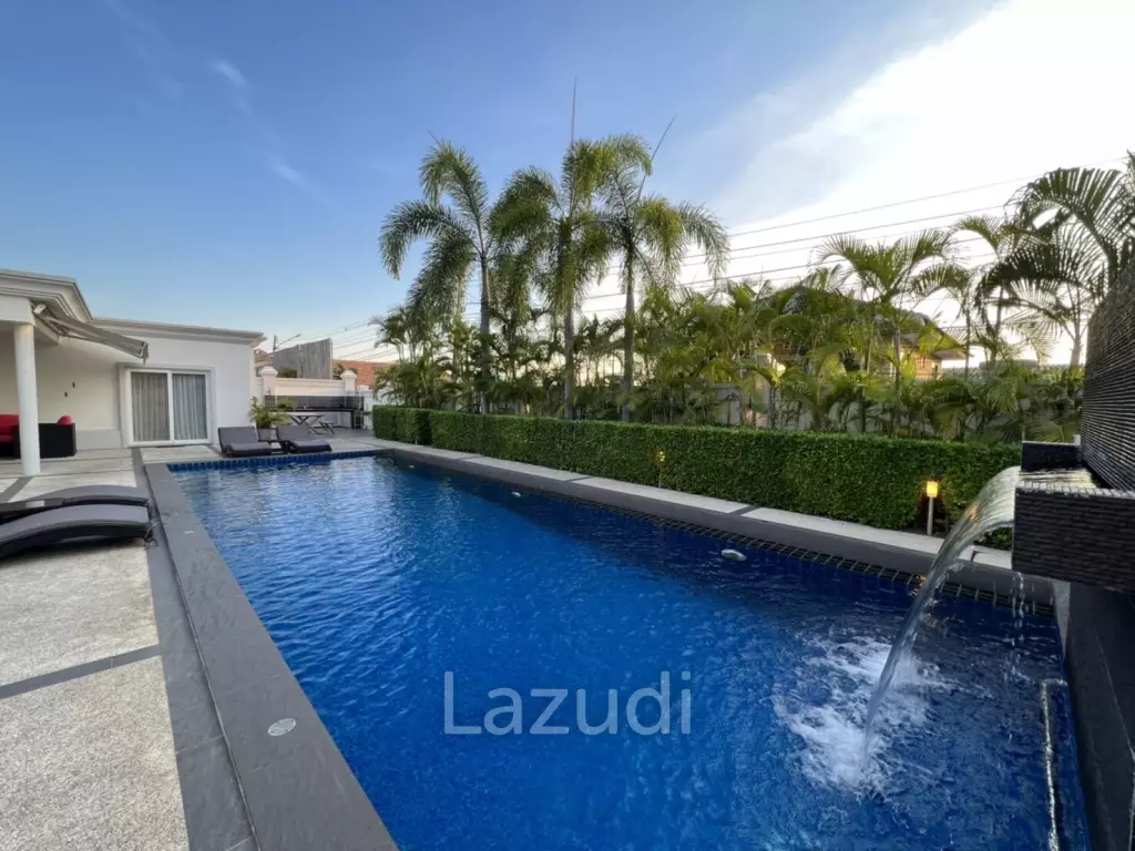 4 beds 5 baths Villa for rent