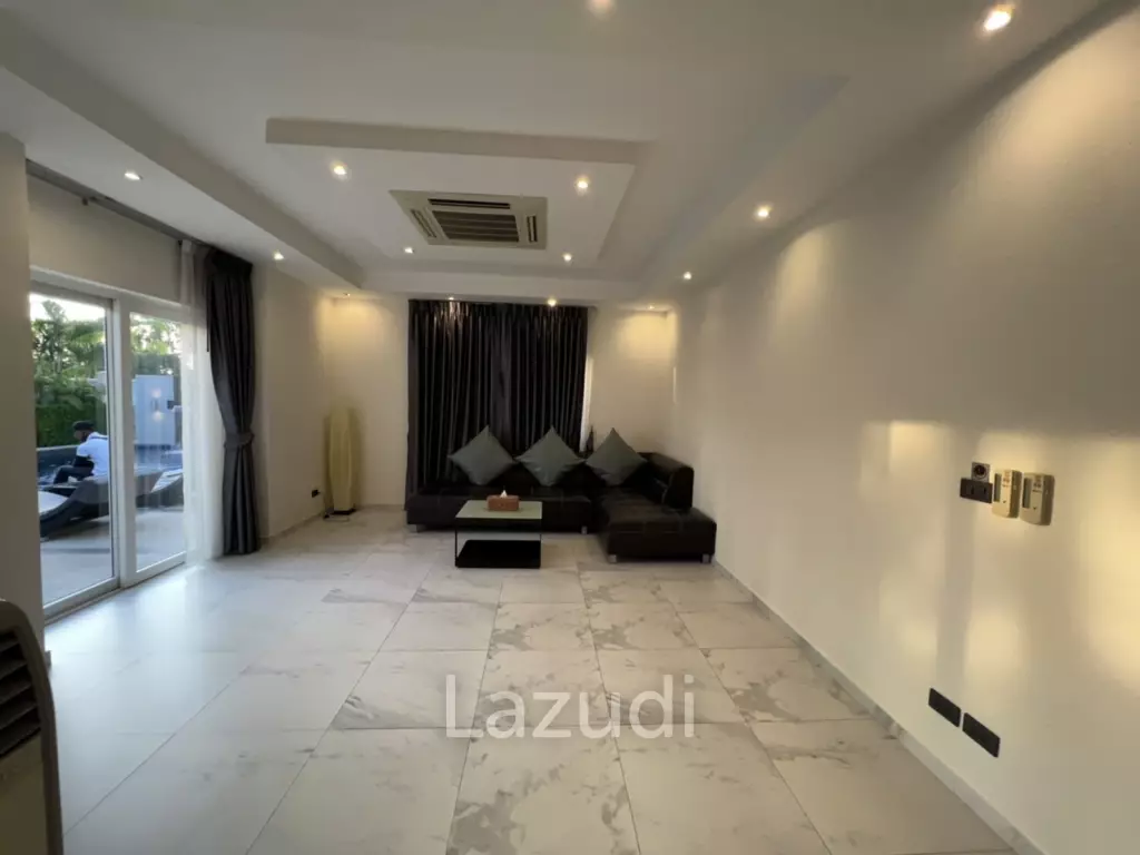 4 beds 5 baths Villa for rent