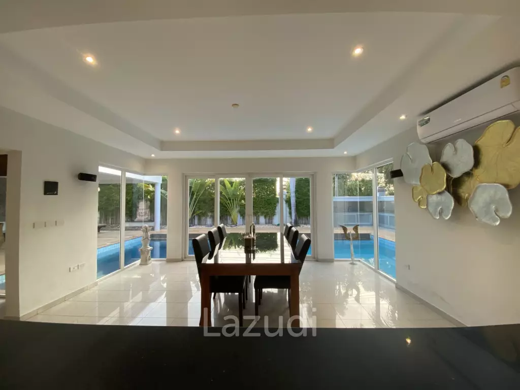 4 beds house for rent