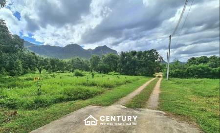 2,440 qm 6 Bett 6 Bad Villa Für Verkauf