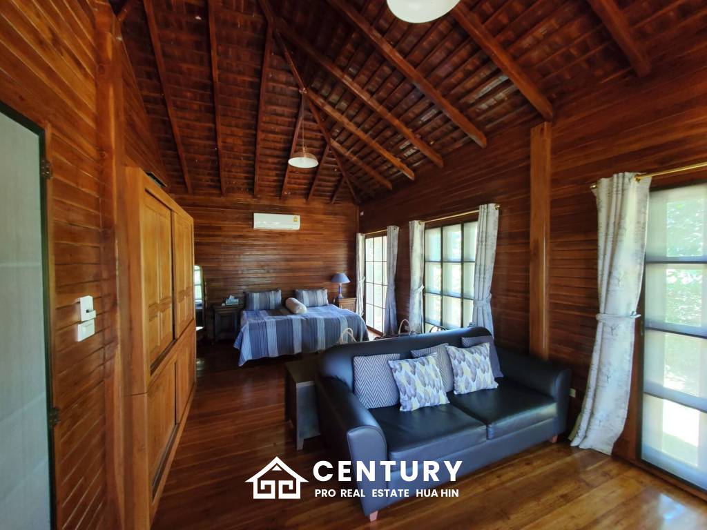 2,440 qm 6 Bett 6 Bad Villa Für Verkauf