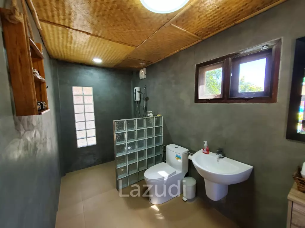 BEAUTIFULLY LANDSCAPED PROPERTY  : in Sam Roi Yod