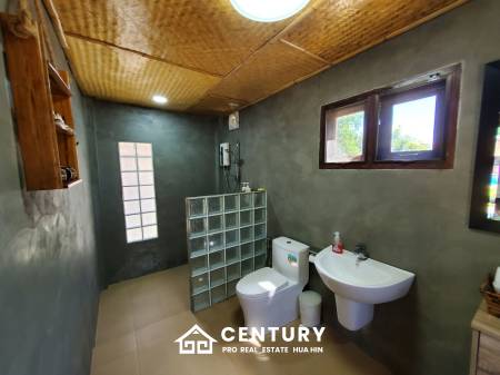 2,440 qm 6 Bett 6 Bad Villa Für Verkauf