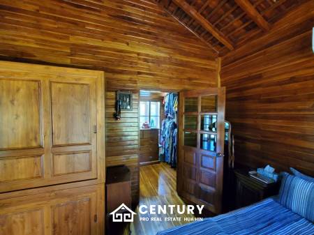 2,440 qm 6 Bett 6 Bad Villa Für Verkauf