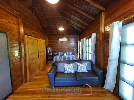 BEAUTIFULLY LANDSCAPED PROPERTY  : in Sam Roi Yod