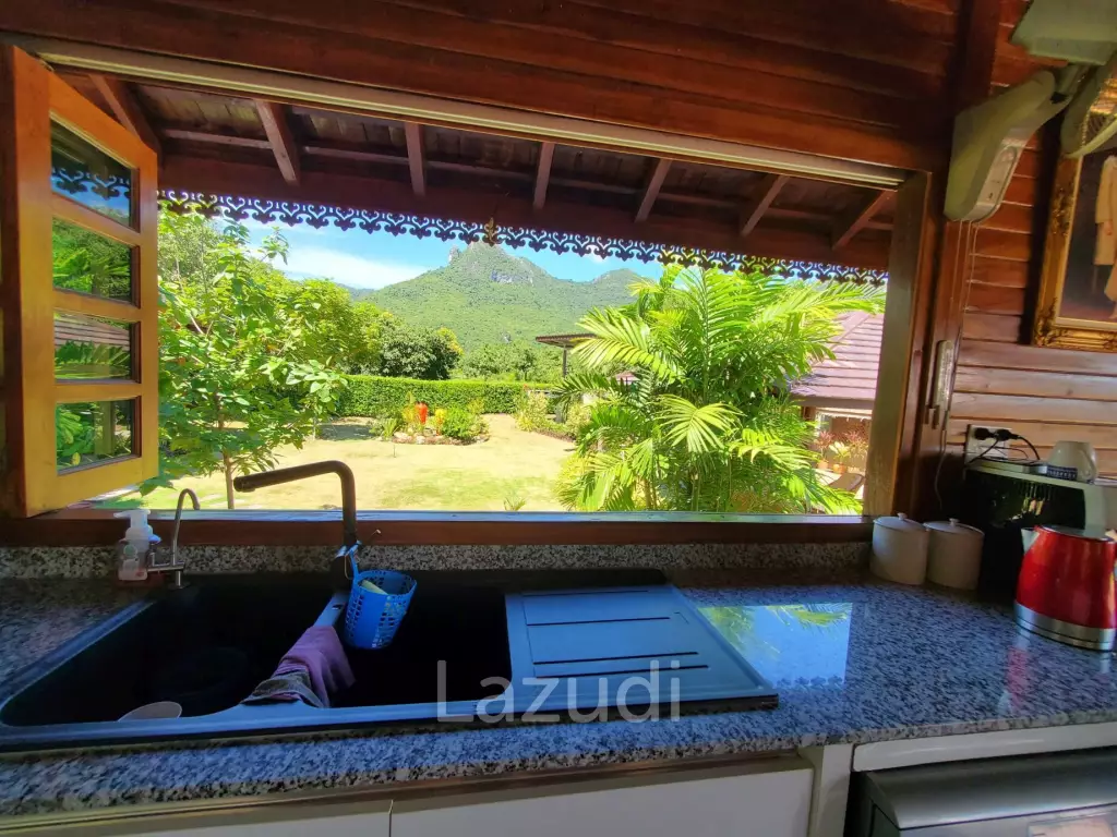 BEAUTIFULLY LANDSCAPED PROPERTY  : in Sam Roi Yod