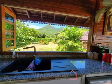 BEAUTIFULLY LANDSCAPED PROPERTY  : in Sam Roi Yod