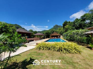  6 ` 6 Baño Villa de Venta