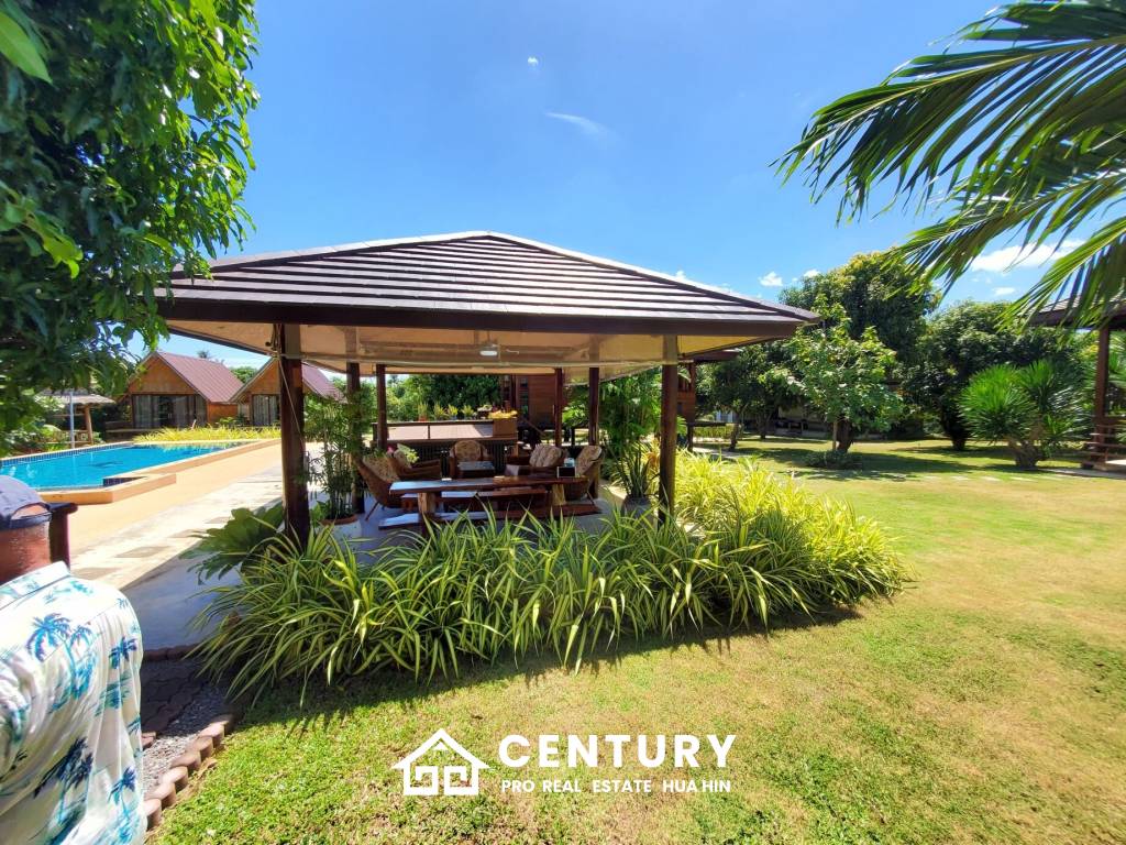 2,440 qm 6 Bett 6 Bad Villa Für Verkauf