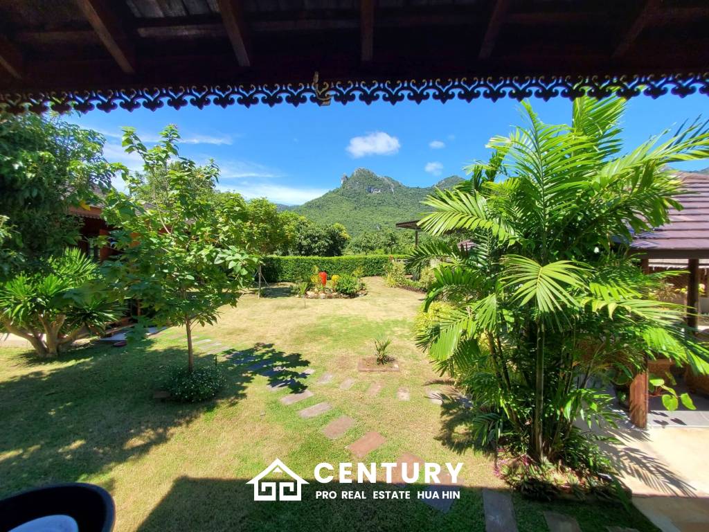 2,440 qm 6 Bett 6 Bad Villa Für Verkauf