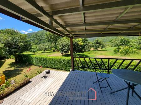 BEAUTIFULLY LANDSCAPED PROPERTY  : in Sam Roi Yod