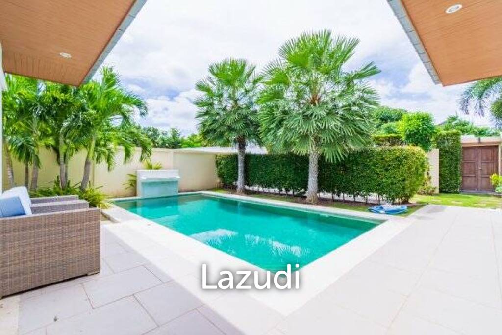 The VIEWS : Luxury 3 Bed Pool Villa on Premier Development