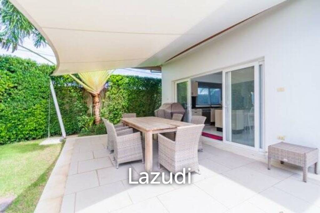 The VIEWS : Luxury 3 Bed Pool Villa on Premier Development