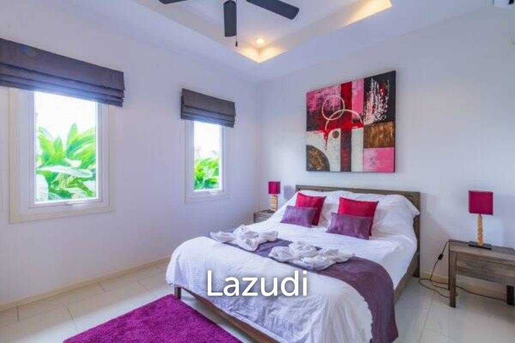 The VIEWS : Luxury 3 Bed Pool Villa on Premier Development