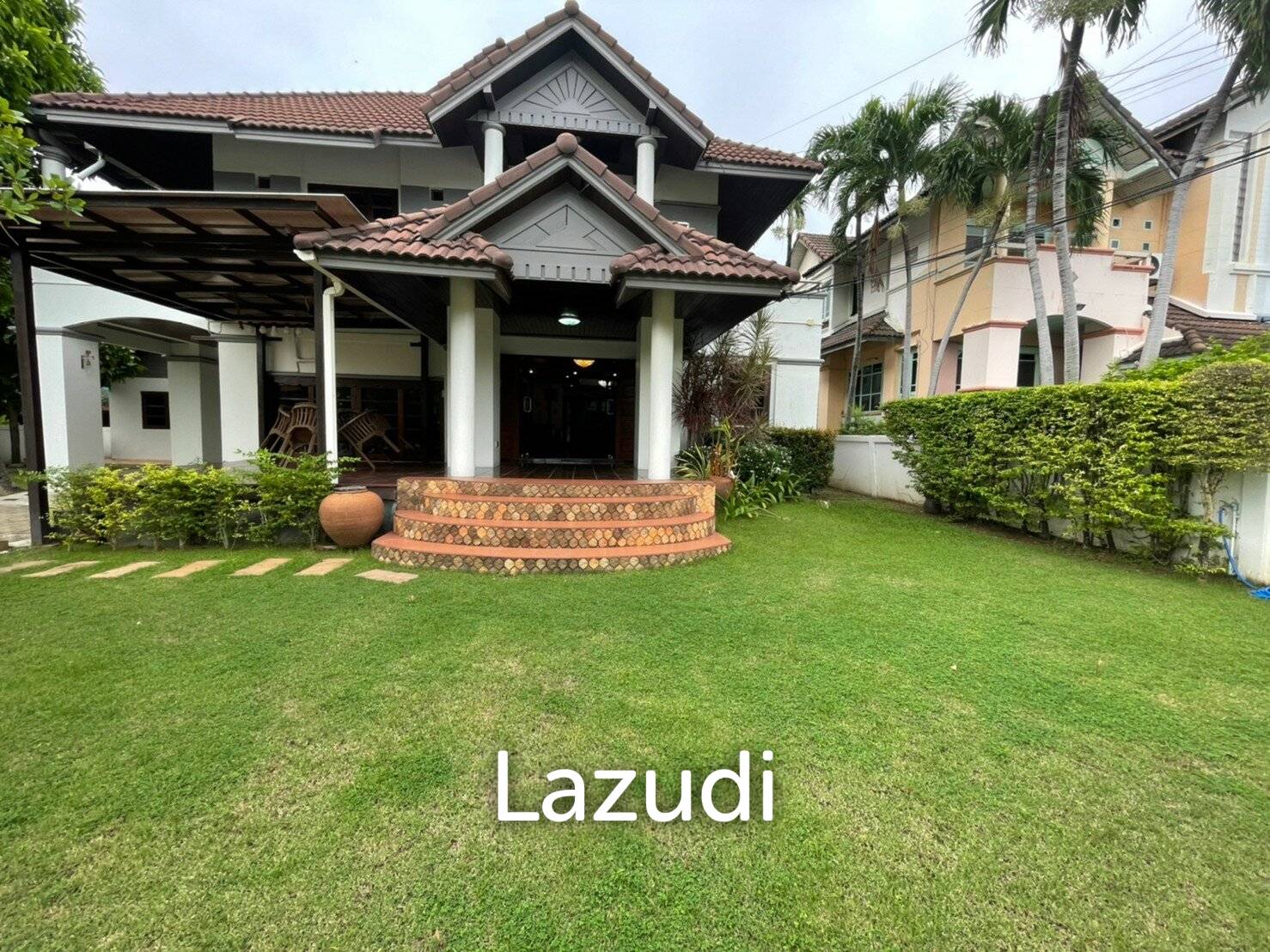 House on the Sukhumvit Road for Rent House on the Sukhumvit Road for Rent