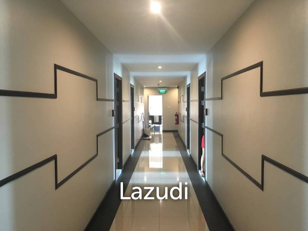 Modern 72-Room Hotel in Central Pattaya for Rent