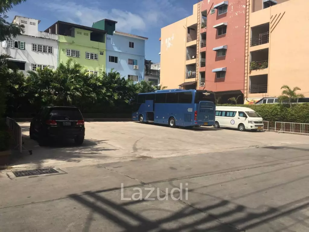Modern 72-Room Hotel in Central Pattaya for Rent