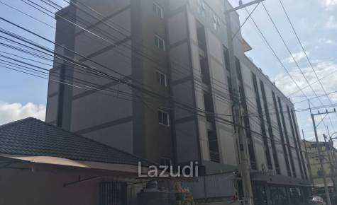 Modern 72-Room Hotel in Central Pattaya for Rent