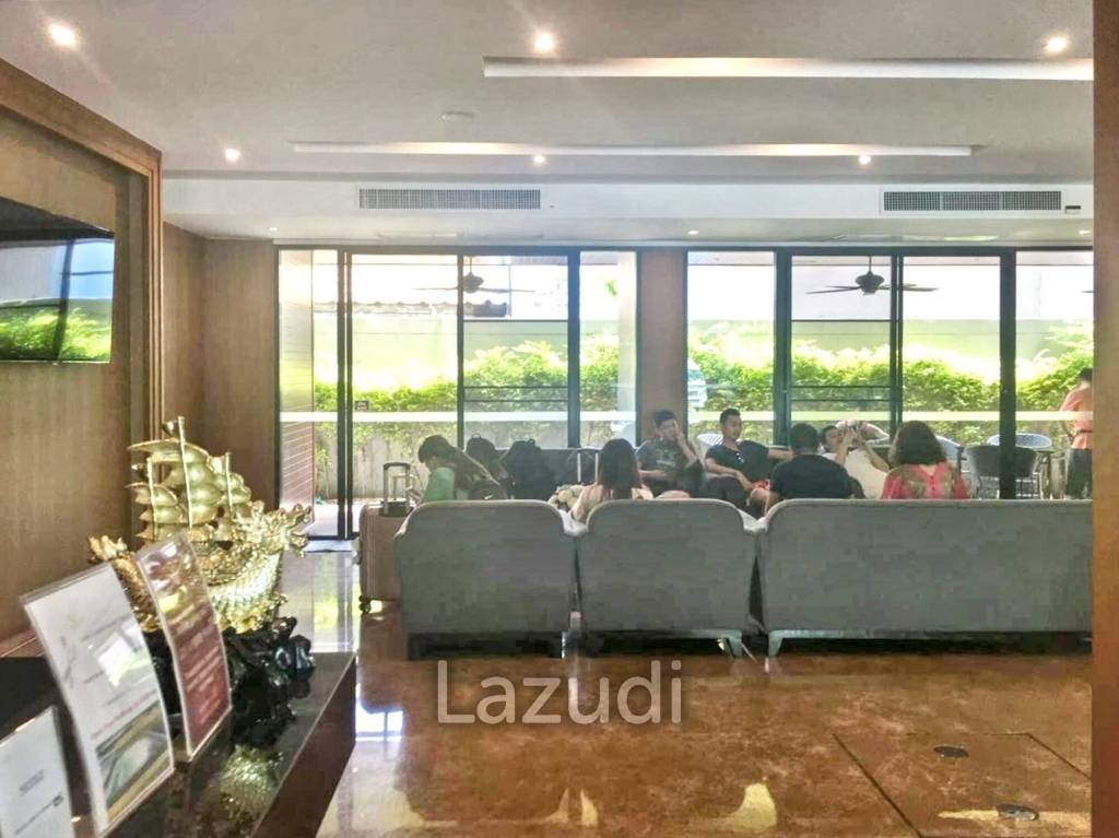 Modern 72-Room Hotel in Central Pattaya for Rent