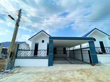 House for Sale in Chaiporn Withi 8