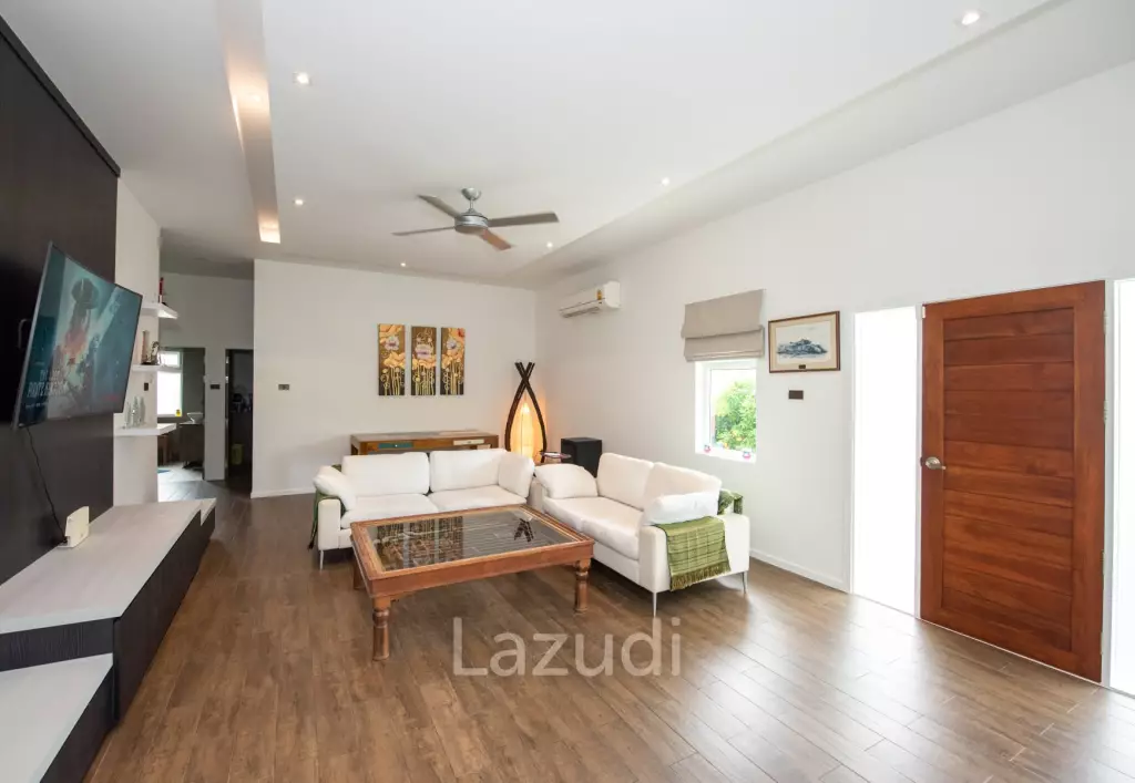 Mali Residence: 3 Bed 3 Bath Pool Villa Freehold