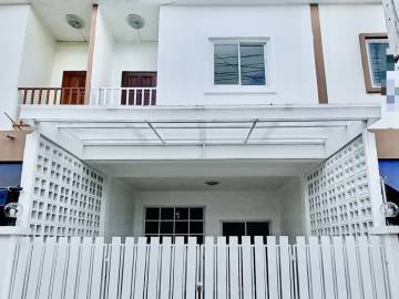 Townhouse for Sale in Nong Yai, Pattaya