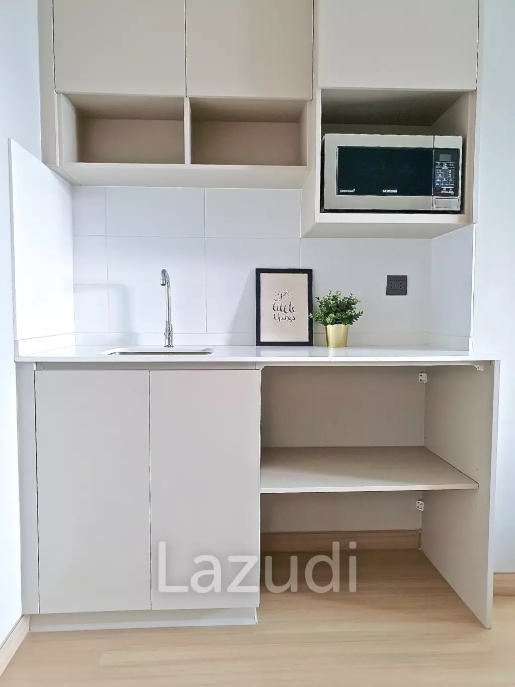 1 Bedroom 1 Bathroom 27 SQ.M. Condo For Sasle