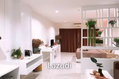 Studio Condo in Hua Hin Town For Sale.