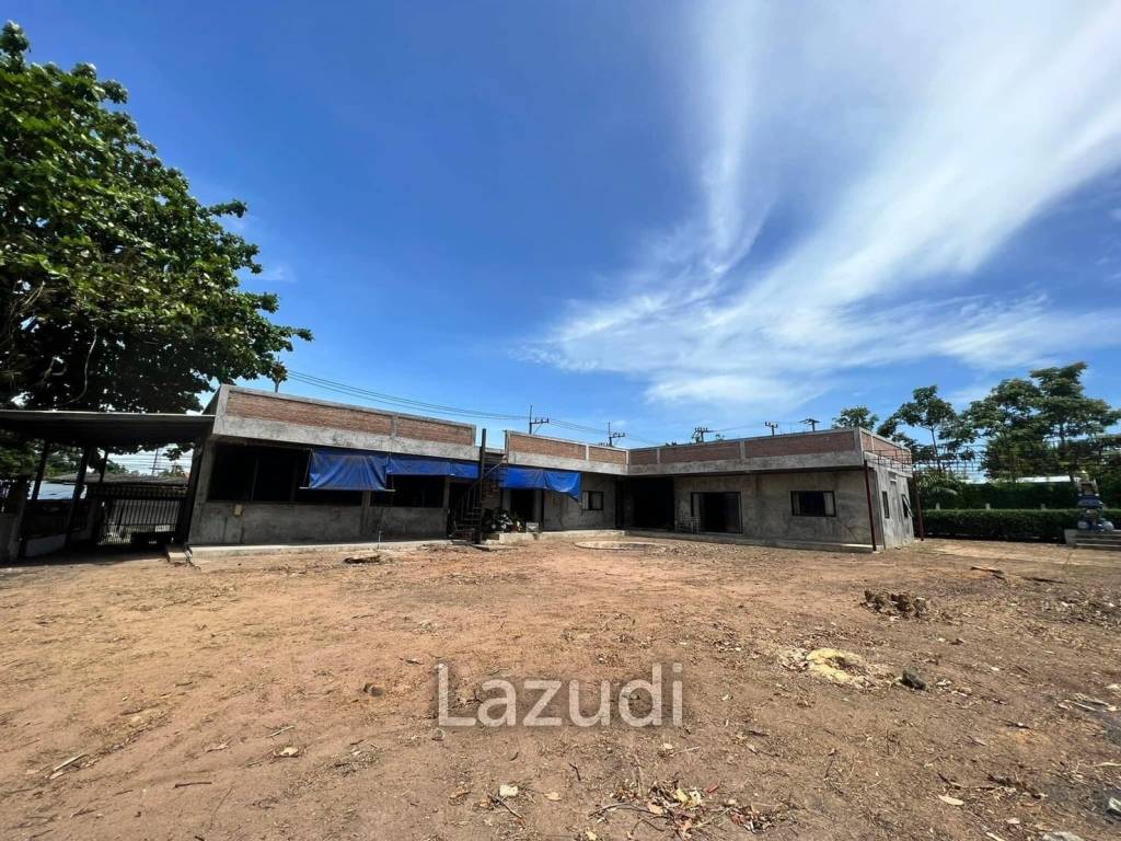House for Sale at El Grande Village Pattaya