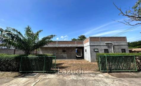 House for Sale at El Grande Village Pattaya