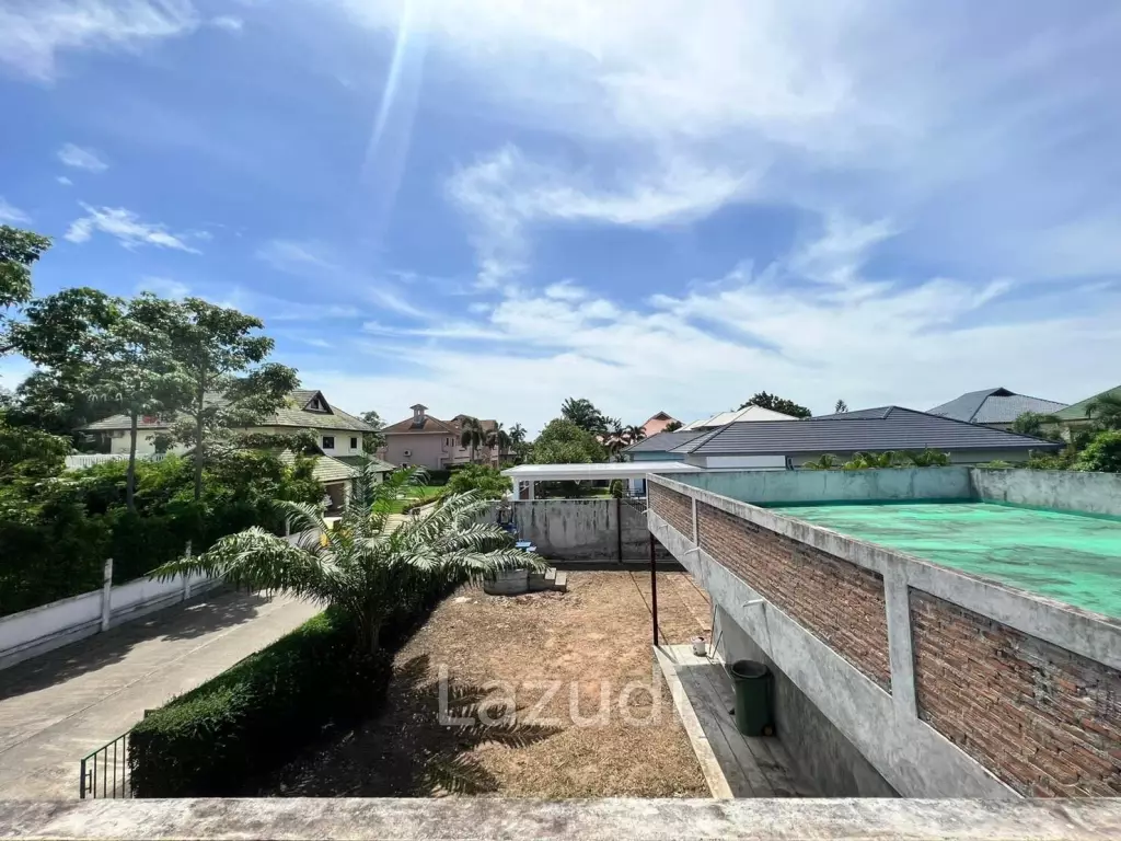 House for Sale at El Grande Village Pattaya