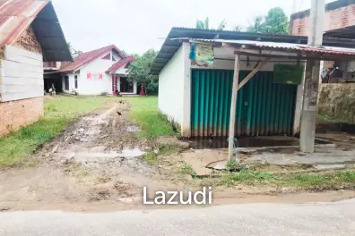 Rumah Dijual Tanah Luas di Kota Jambi Dekat Mall Jamtos, RSUD H. Abdul Manap, UIN Sultan Thaha Saifuddin, Pasar Mama