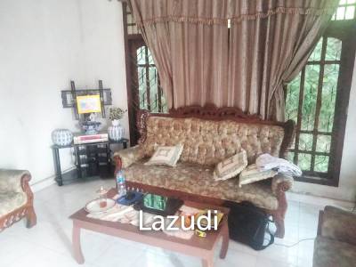 Rumah Dijual Tanah Luas di Kota Jambi Dekat Mall Jamtos, RSUD H. Abdul Manap, UIN Sultan Thaha Saifuddin, Pasar Mama