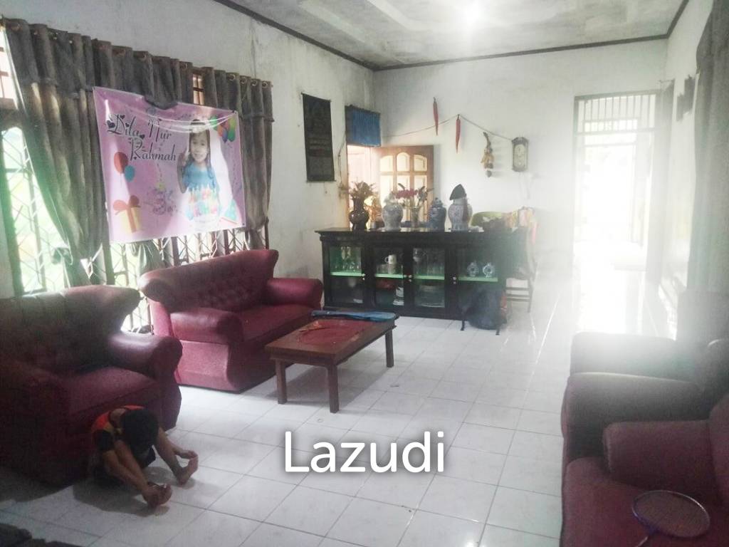 Rumah Dijual Tanah Luas di Kota Jambi Dekat Mall Jamtos, RSUD H. Abdul Manap, UIN Sultan Thaha Saifuddin, Pasar Mama