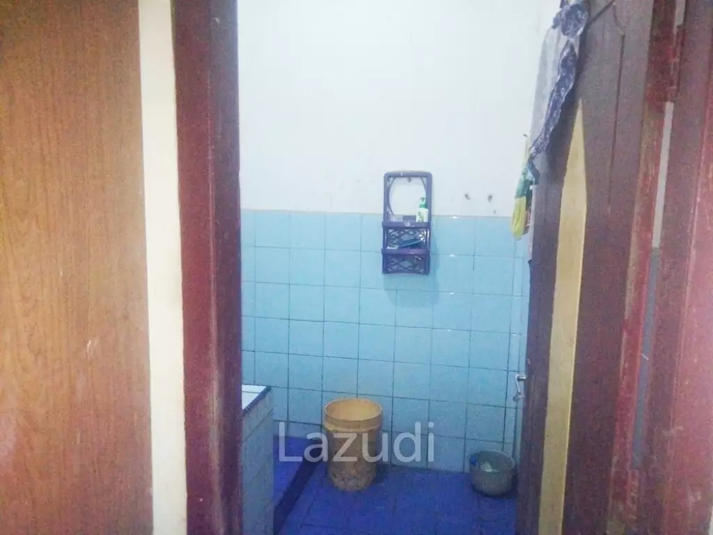 Rumah Dijual Tanah Luas di Kota Jambi Dekat Mall Jamtos, RSUD H. Abdul Manap, UIN Sultan Thaha Saifuddin, Pasar Mama