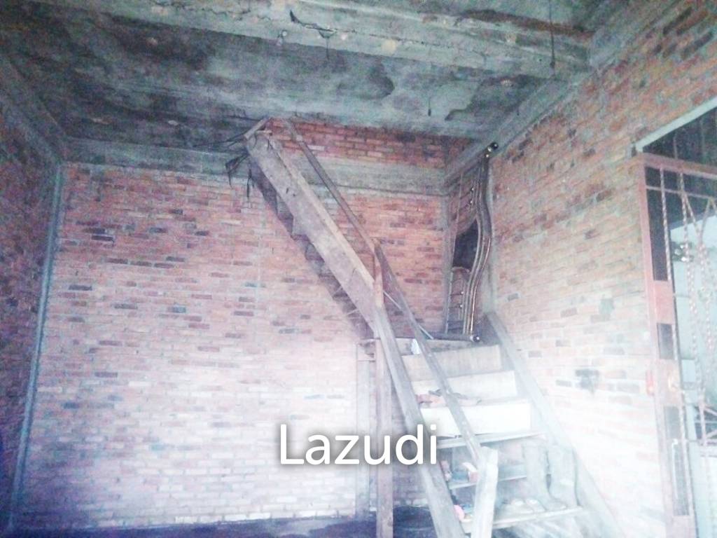 Rumah Dijual Tanah Luas di Kota Jambi Dekat Mall Jamtos, RSUD H. Abdul Manap, UIN Sultan Thaha Saifuddin, Pasar Mama
