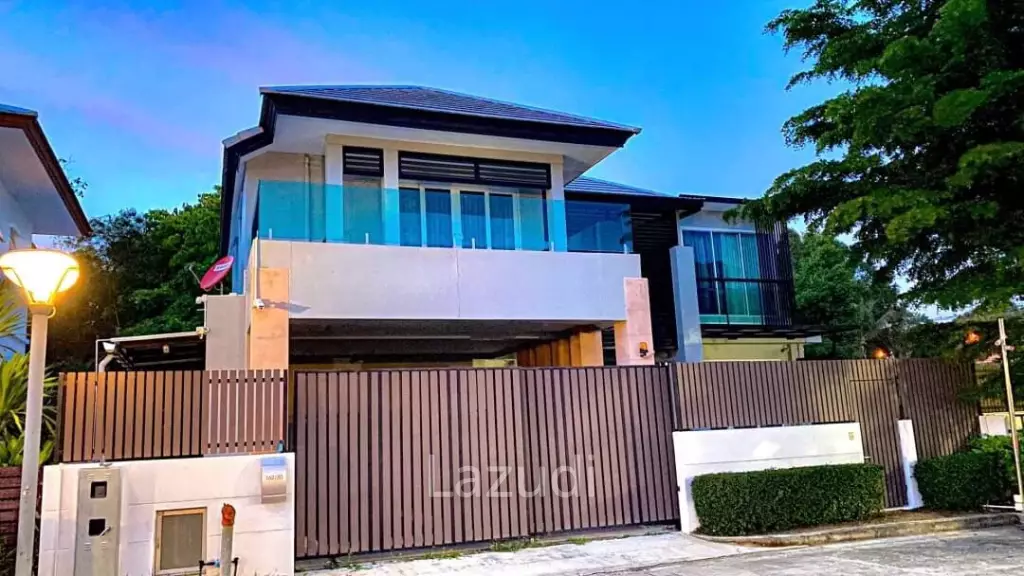 Pool Villa for Sale at Sea Breeze Villa Pattaya