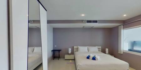 ห้องชุดหรู 2 ห้องนอน วิวทะเลที่ Sunset Plaza Karon Phuket