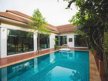 Pool Villa for Sale at Baan Anda